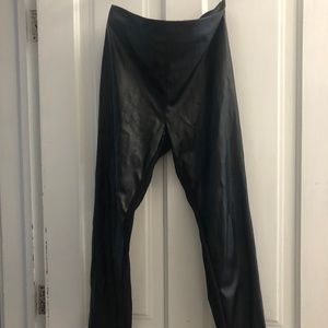 Leather leggings